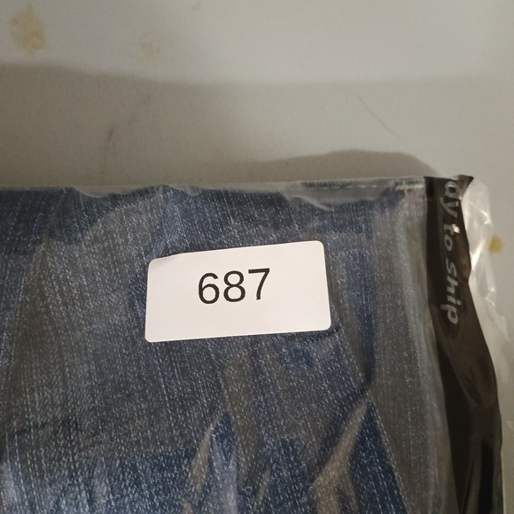 Wrangler Mid Rise Straight Leg Jeans Womens 17/18x34 Medium Wash Blue - Picture 11 of 11